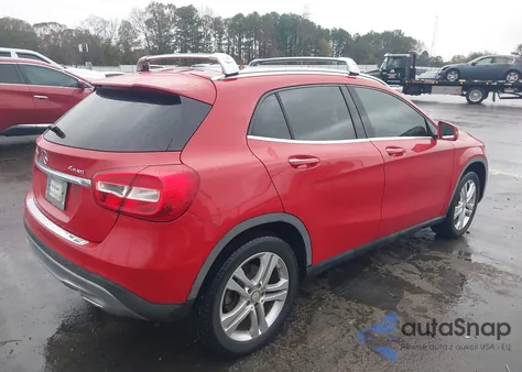 2016 Mercedes-Benz Gla 250 4Matic z USA, uszkodzony, nr VIN WDCTG4GB7GJ245853